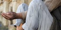 Pakistani Couple Arrested for travelling to Saudi Arabia to Beg f